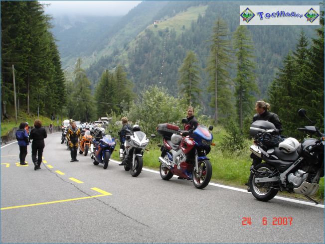 das sinnlose warten beim Timmelsjoch